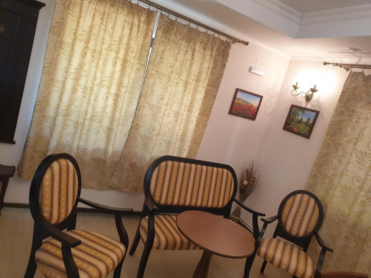 Vila Tisa Tismana Esterno foto